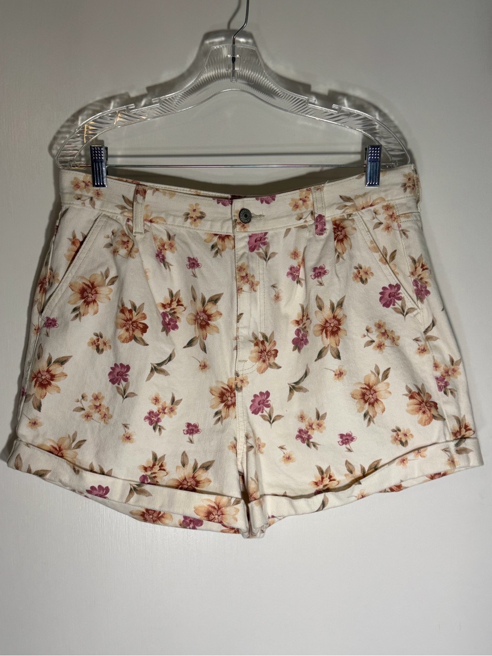 American Eagle Outfitters Floral Cream Floral Mom Shorts Size 14
